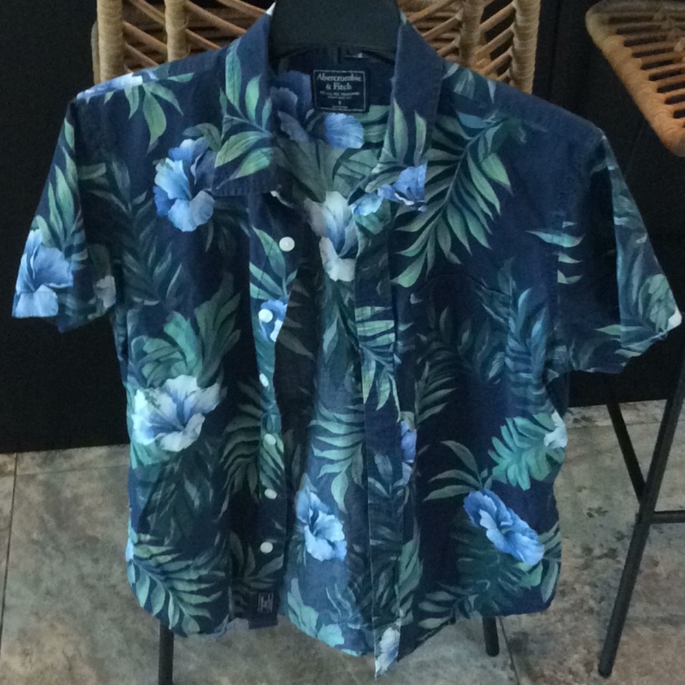 Abercrombie and Fitch Men’s shirt